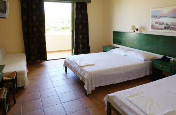 Ionian Sea Hotel & Villas - Aqua Park Kounopetra Phòng bức ảnh